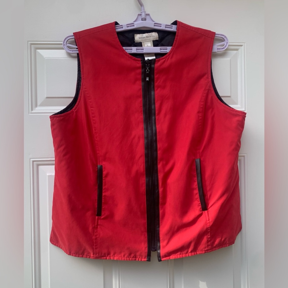 Susan Bristol Womens Vest Size L Reversible Red Black Full Zip Pockets